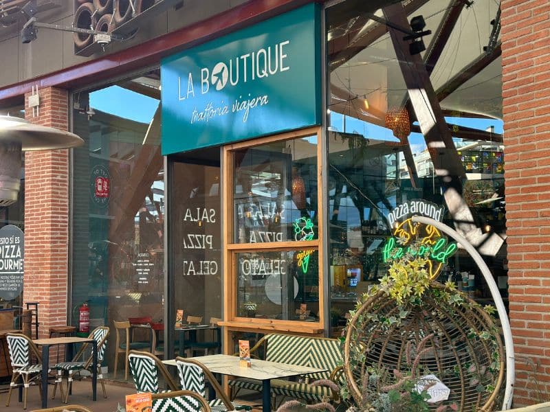 Contrato de franquicia: elementos y cláusulas que debes considerar