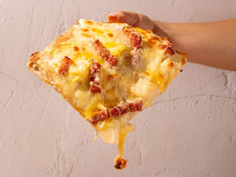 Típica pizza romana al Taglio